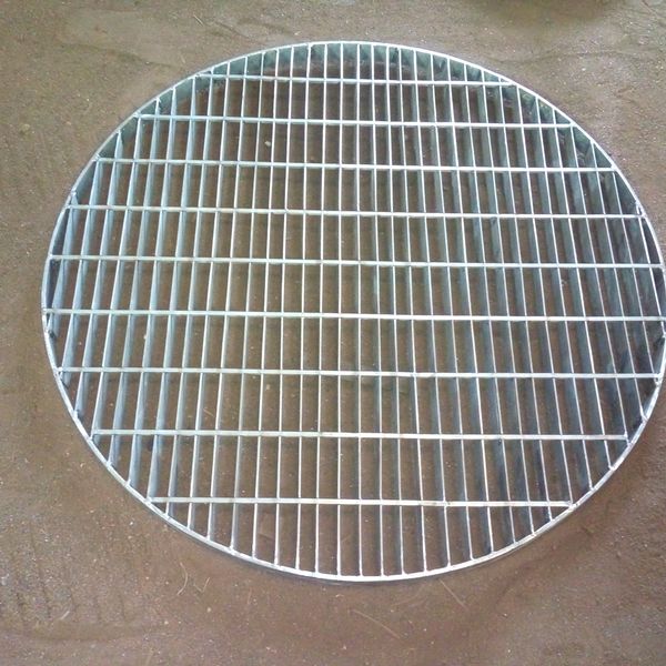 Radial grating fabrication stage